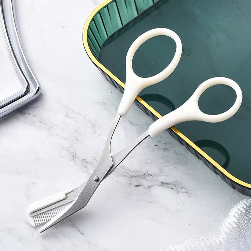 Curved Eyebrow Trimming Knife with Comb